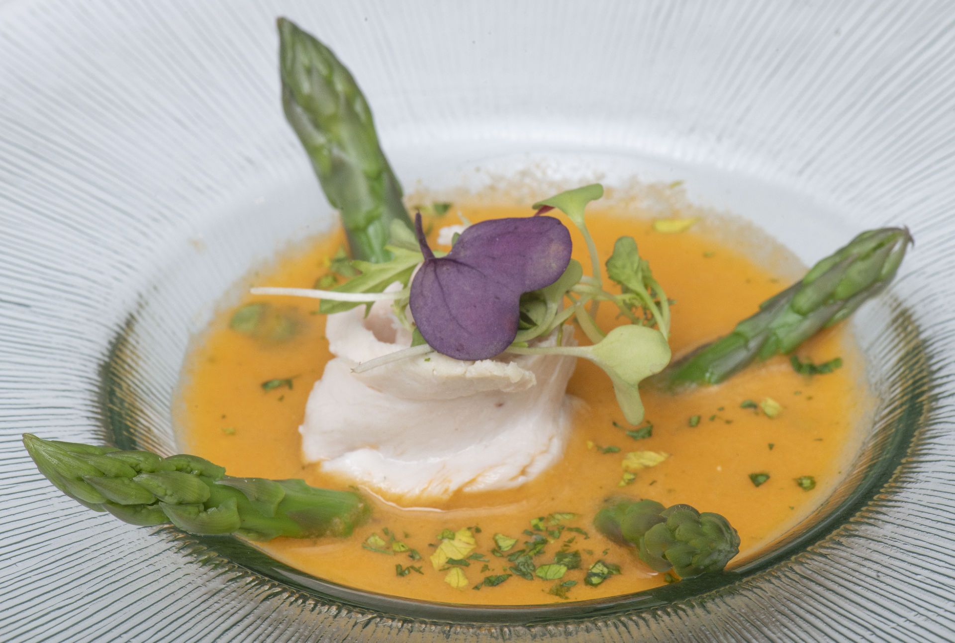 Gazpacho de espárragos verdes